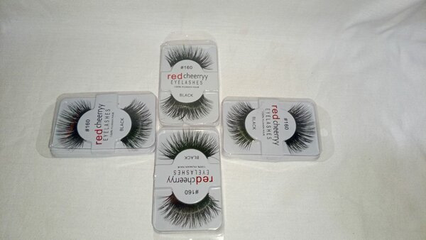Cils Red Cherry Noir Volumineux