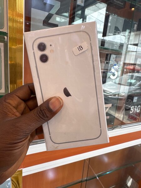iPhone 11
