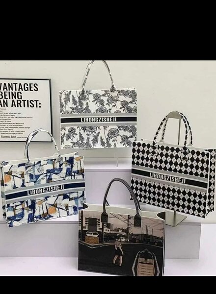 Tote bag