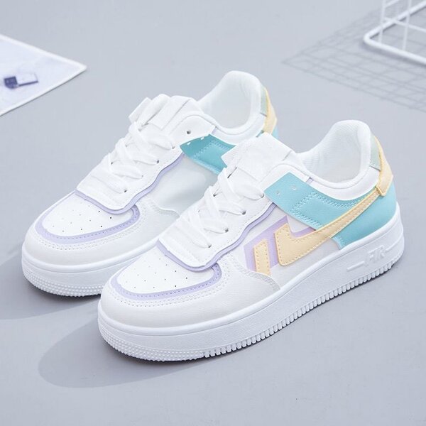 Sneaker s
