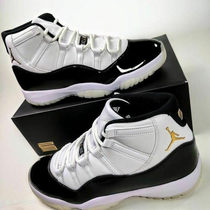 JORDAN 11