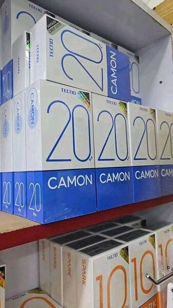 TECNO CAMON (20 PRO) 256GB 16GB RAM première copie dubaï