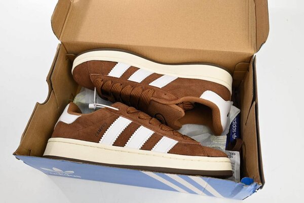 Adidas campus