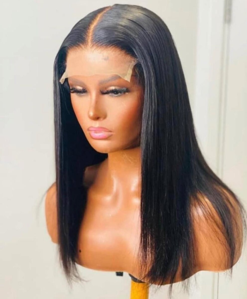 Straight wig