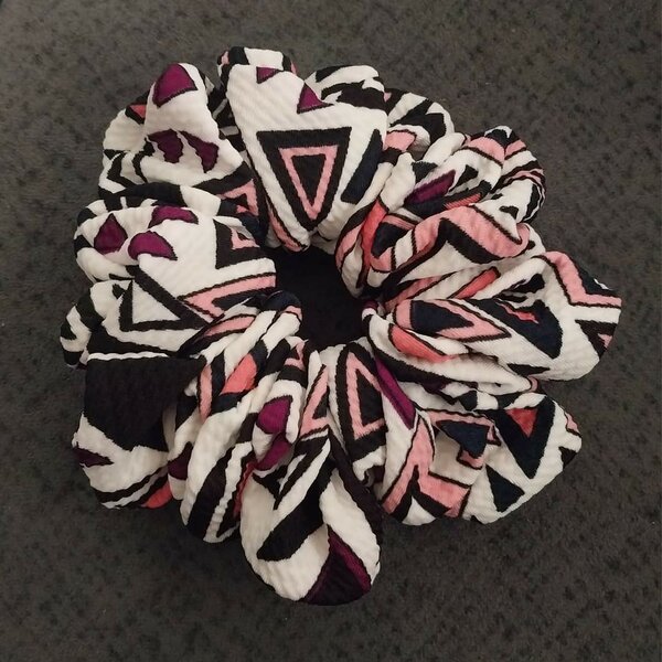 Mutinta Scrunchy