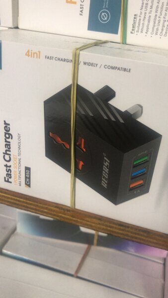 Ch R50 charger