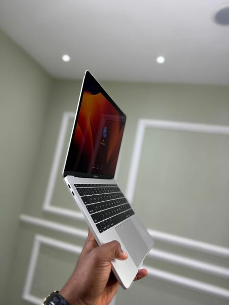 MACBOOK PRO 2017