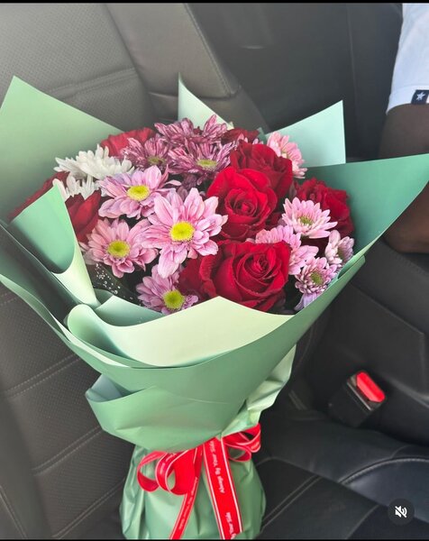 Fresh roses
