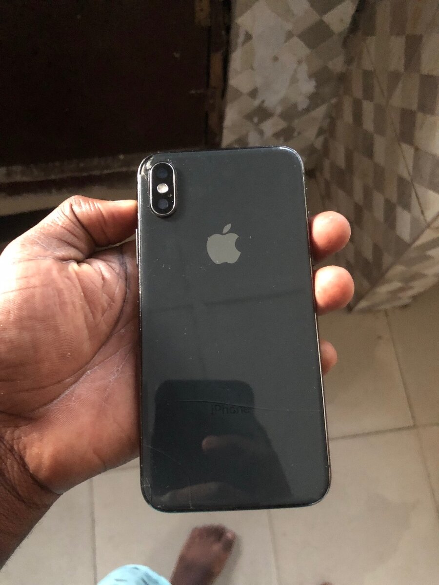 iPhone X 64gig
