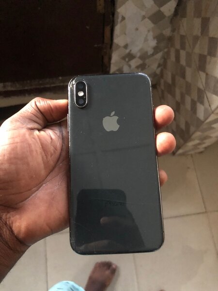 iPhone X 64gig