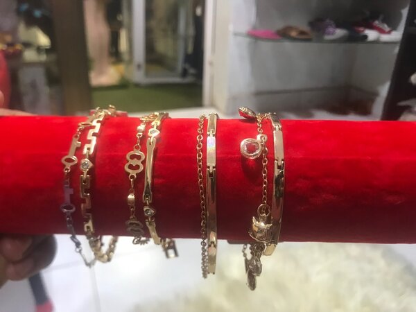 Bracelet