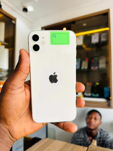 iPhone 11 128g