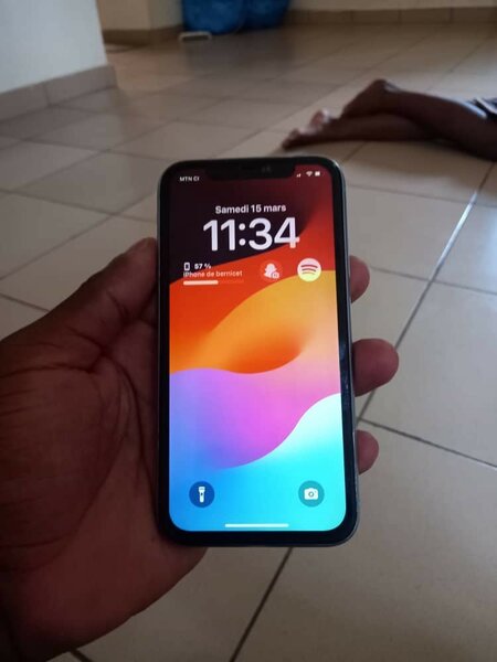 iPhone XR