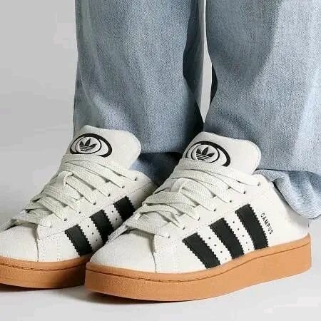 Adidas campus