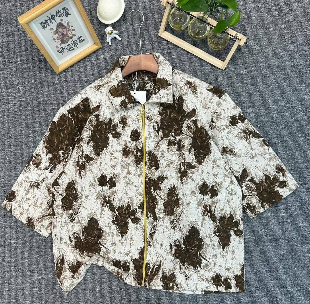 Croc top