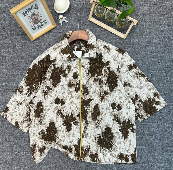 Croc top