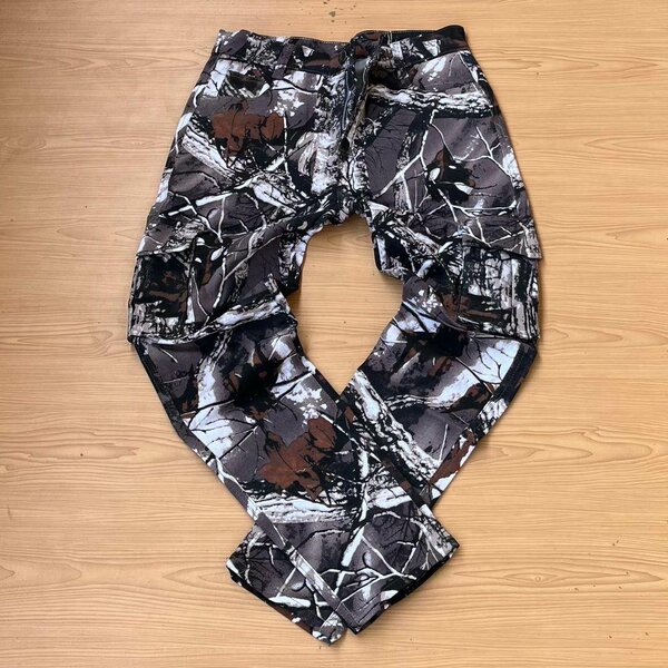 Side pocket camo