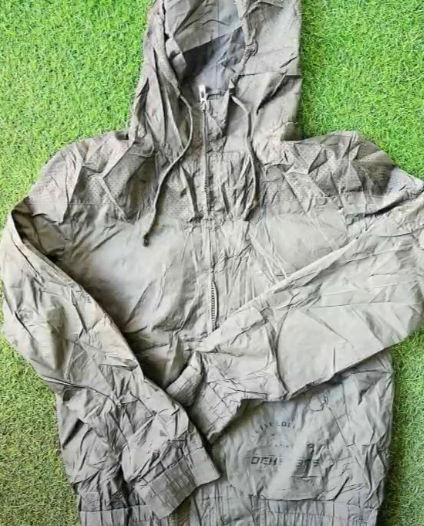 Men's windbreaker