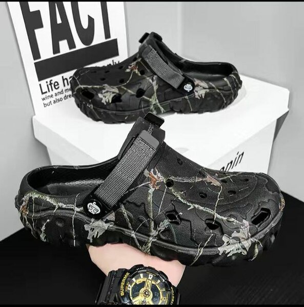 Men crocs