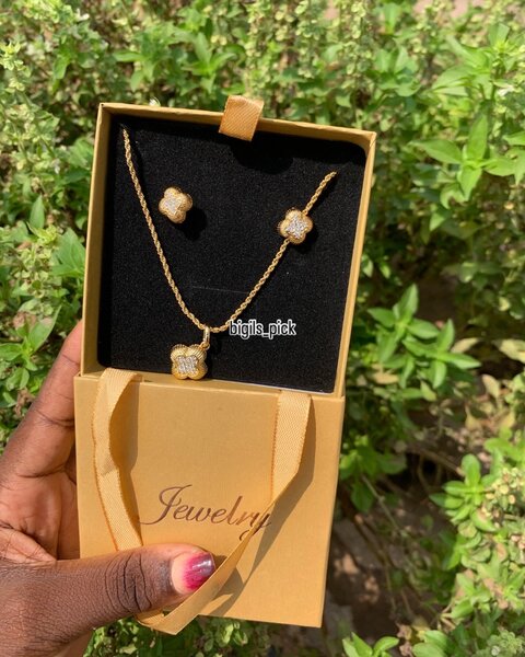 Jewelry set