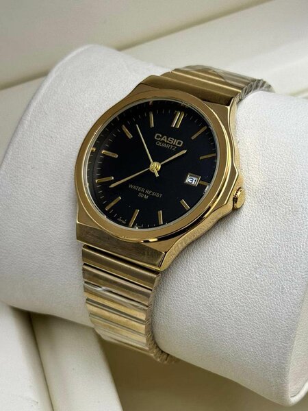 MONTRE LUXE HOMME CASIO