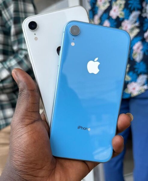 iPhone XR 64gig