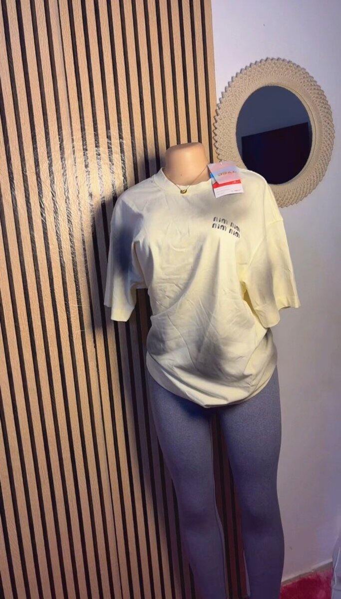 T-shirt oversize et collant