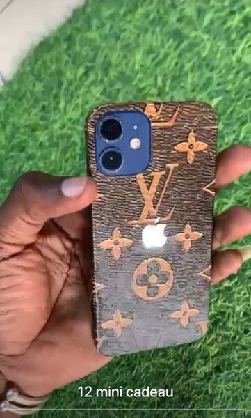 iPhone 12 mini 64GB