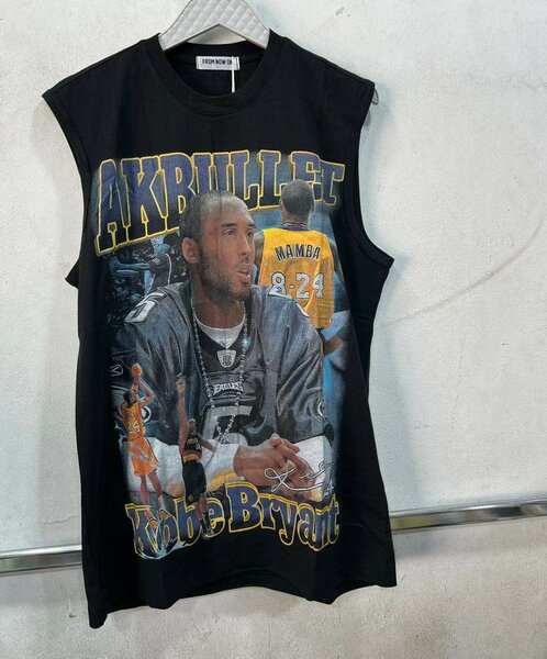 Sleeveless tees