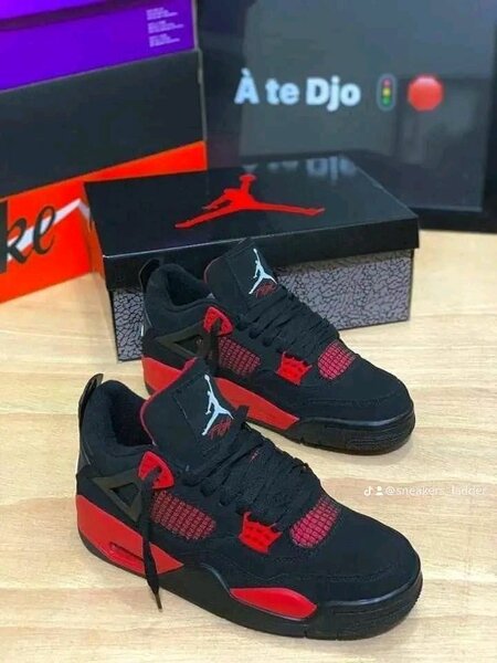 Jordan 4