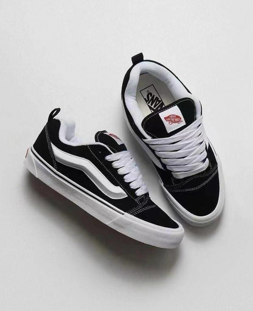 NEW SKULL VANS