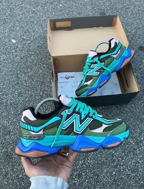 NEW BALANCE 9060