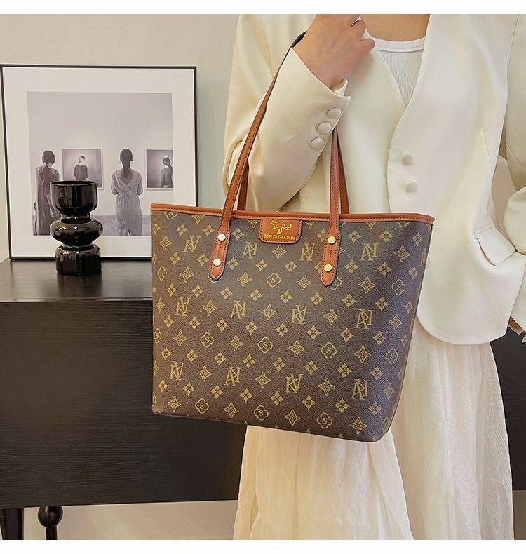 Ladies handbag