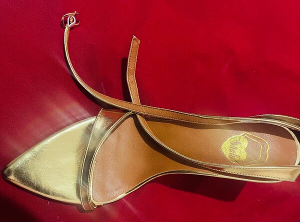 Ladies heels