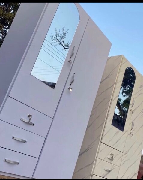Double door wardrobe