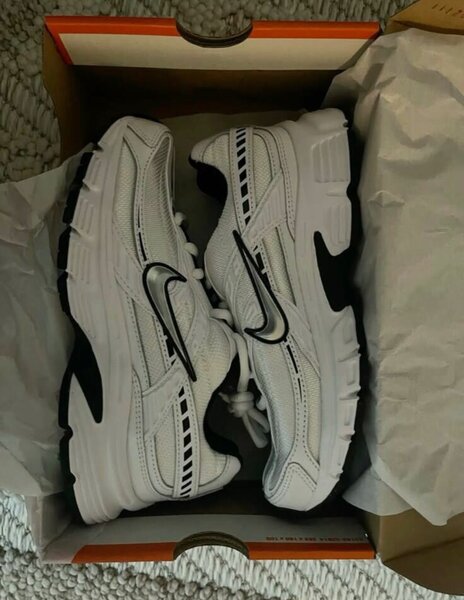 NIKE INITIATOR 43