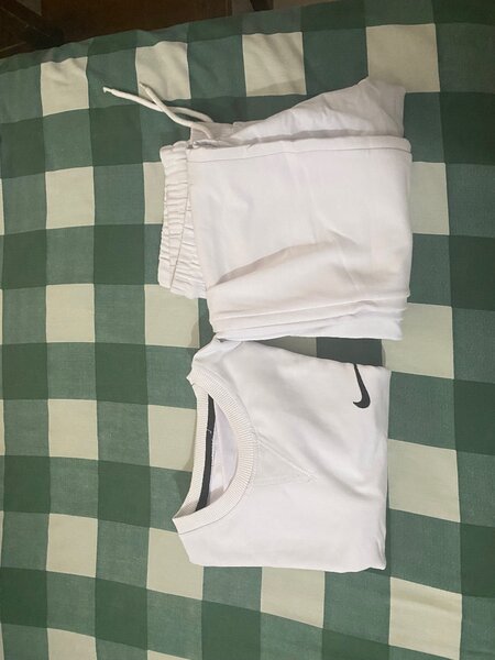 Survêtement blanc confortable