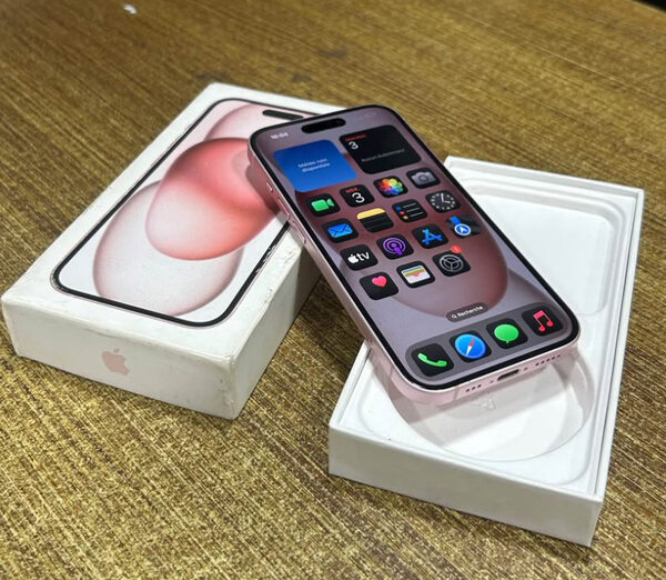iPhone dernier modèle rose