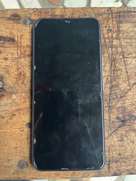 Tecno spark 8C