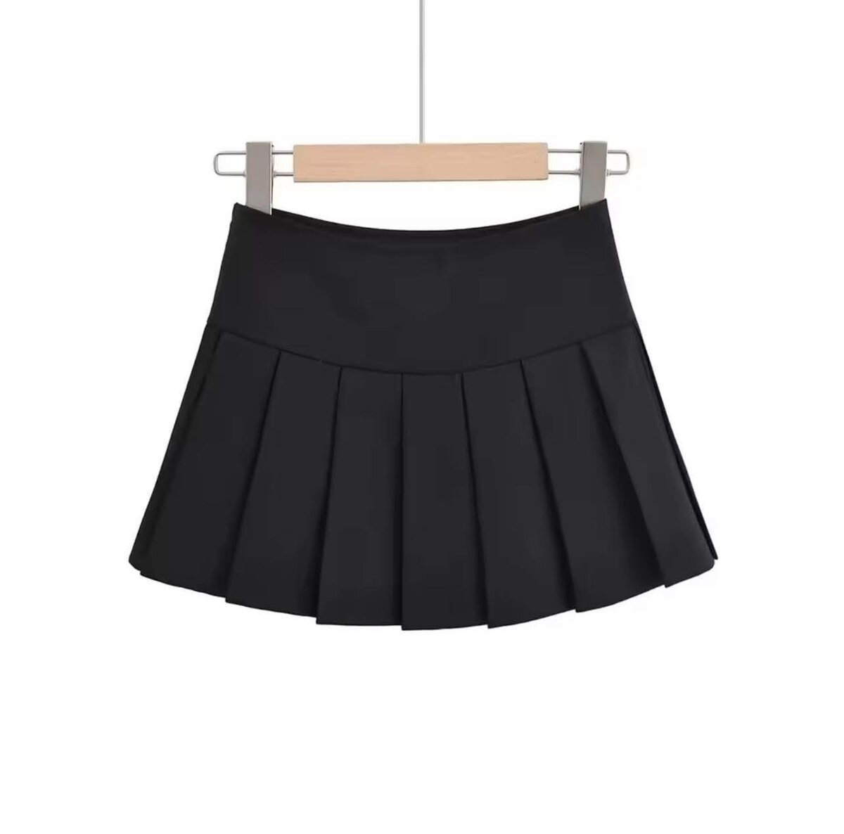 Jupe plissée noire élégante