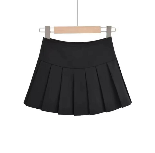 Jupe plissée noire élégante
