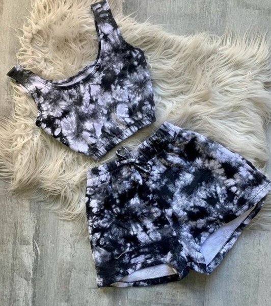 Ladies Top and down