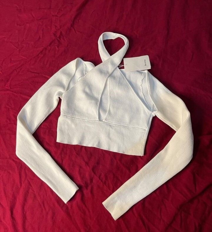 Croc top