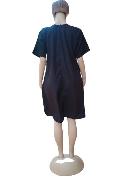 Ladies Free Gown-Black-Medium