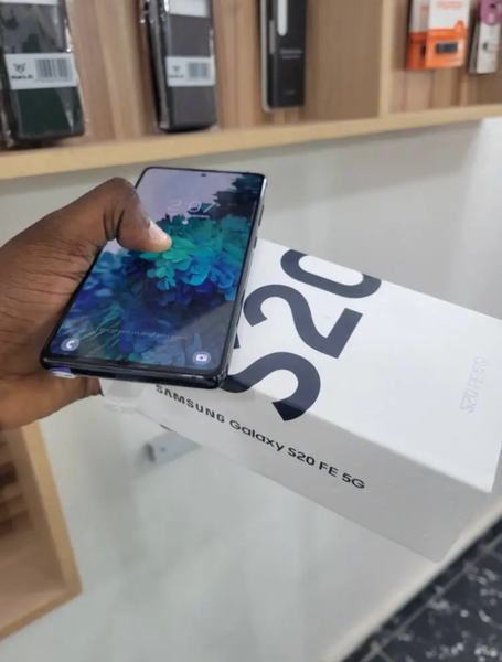 Samsung Galaxy S20 FE 5G