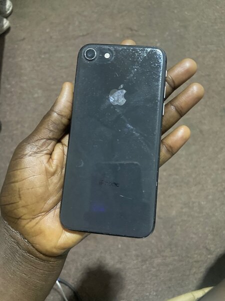 iPhone 8