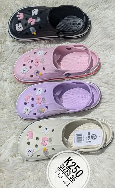 Crocs 