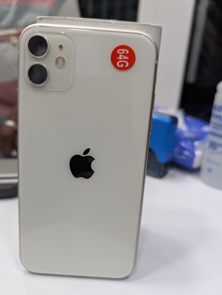 iPhone 11 Simple 64G Blanc Quasi  Neuf