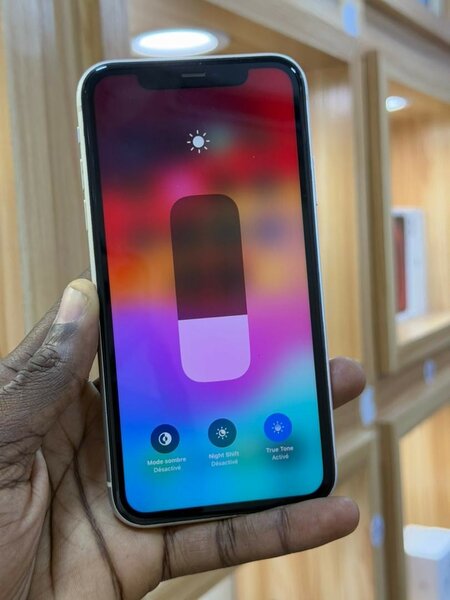 iPhone 11