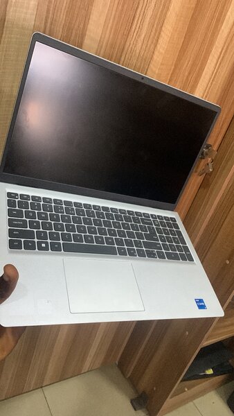 DELL INSPIRON